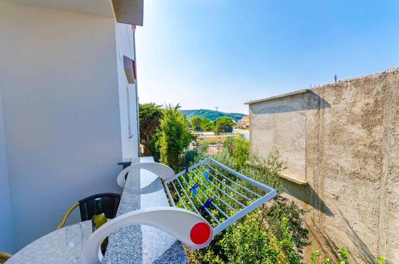 Apartments Ruza-Rajska Beach لوبار المظهر الخارجي الصورة