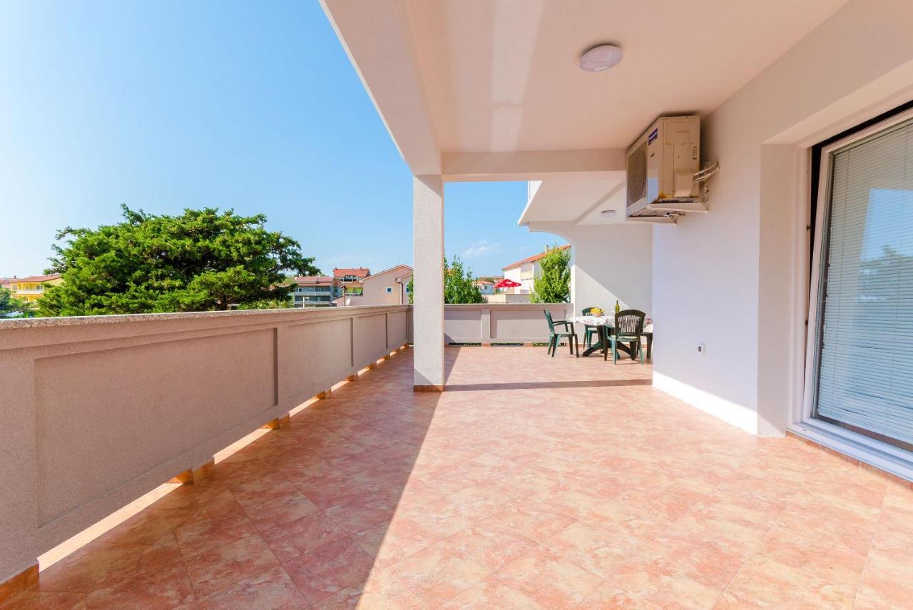 Apartments Ruza-Rajska Beach لوبار المظهر الخارجي الصورة