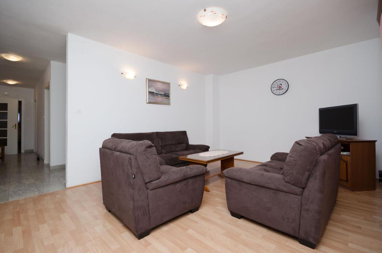 Apartments Ruza-Rajska Beach لوبار المظهر الخارجي الصورة